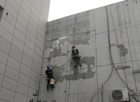 镶黄旗楼顶漏水维修公司分享下镶黄旗外墙防水的注意事项